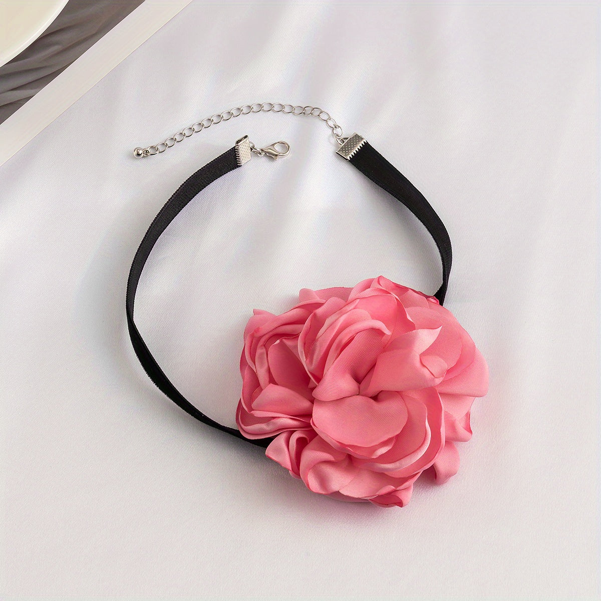 Vintage French 3D Flower Velvet Design Necklace Holiday Party Banquet Accessories For Women Vacation Favors