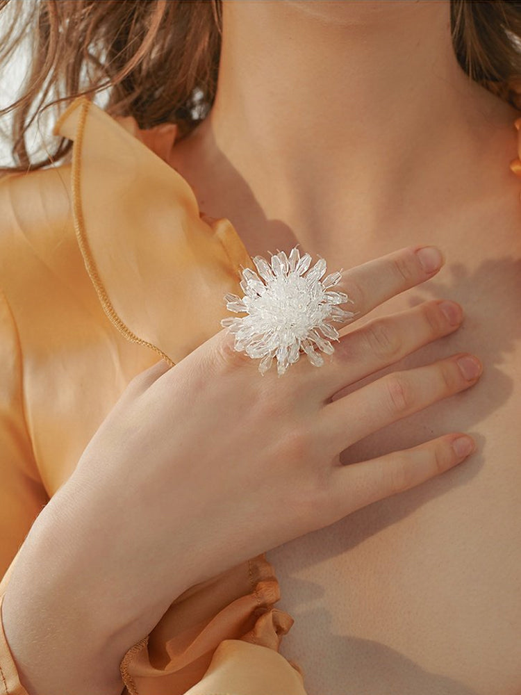 FN Beaded Flower White Flower Ring LOJS20