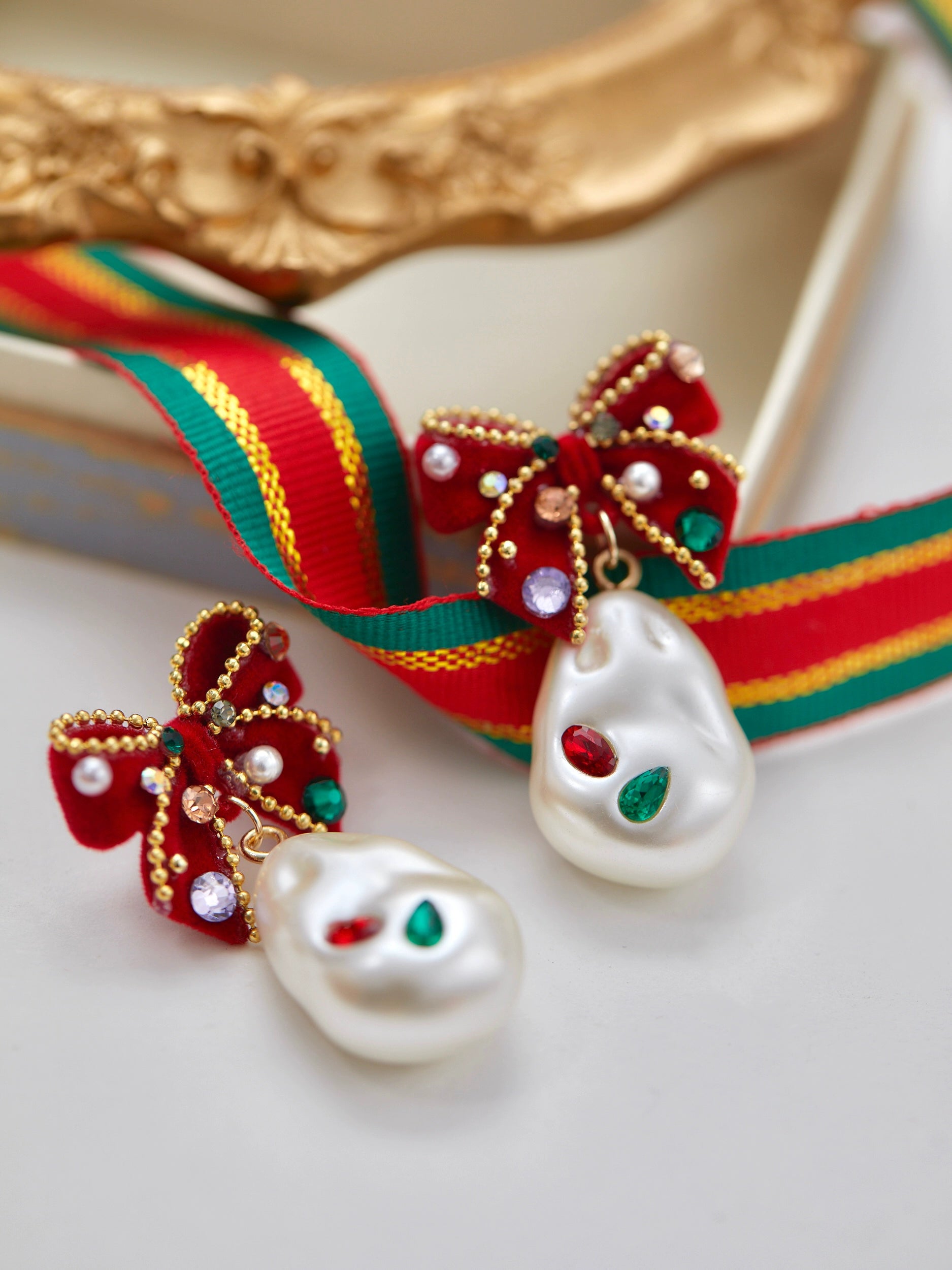 Red Velvet Bow Christmas Tree Pearl Earrings LJC26