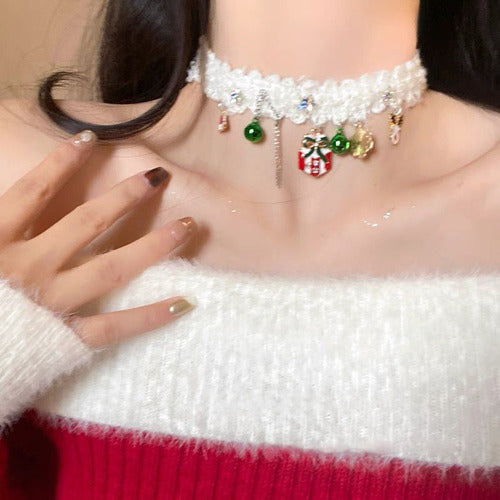 Christmas Double Snowflake Plush Clavicle Chain Necklace LJC19