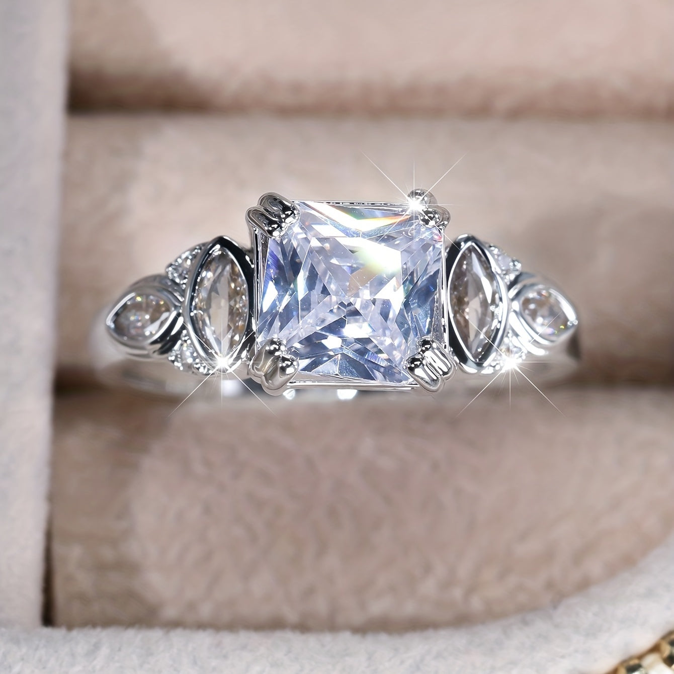 1pc Elegant Promise Ring Inlaid Square Zircon Engagement