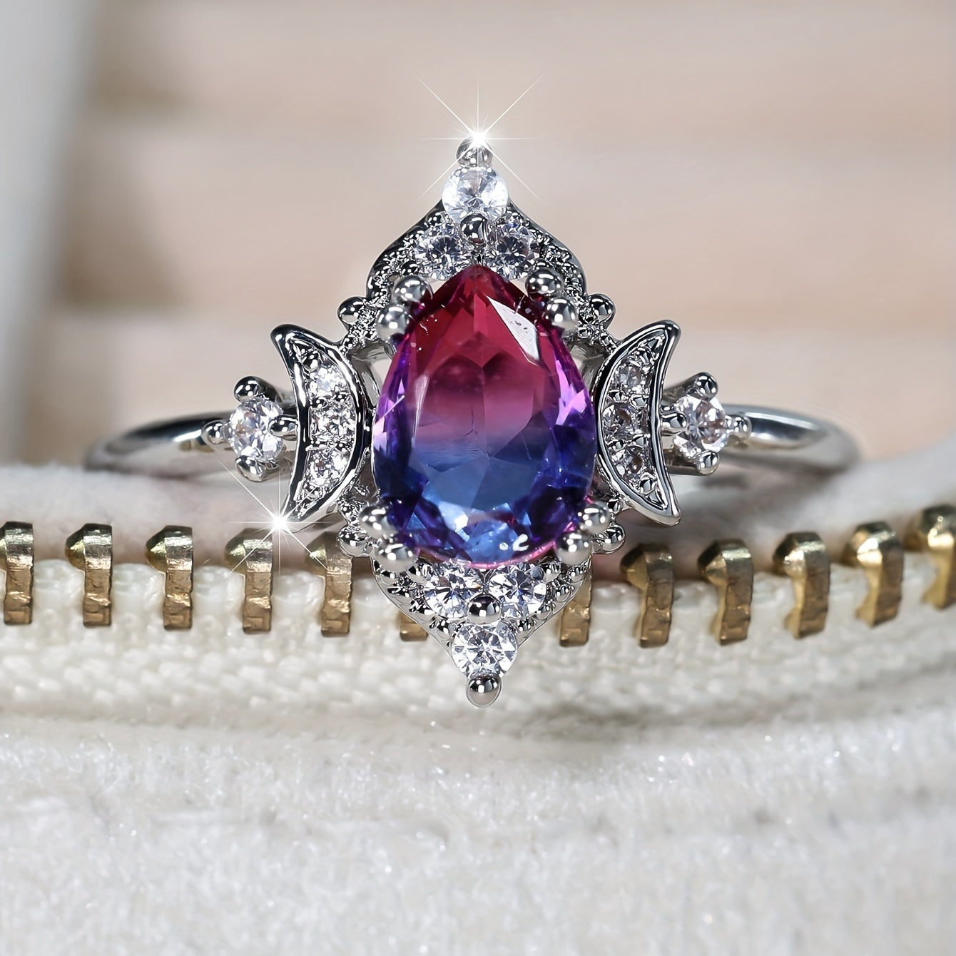 Elegant Promise Ring Inlaid Waterdrop Shape Gradient Zircon Engagement Wedding Jewelry For Girls