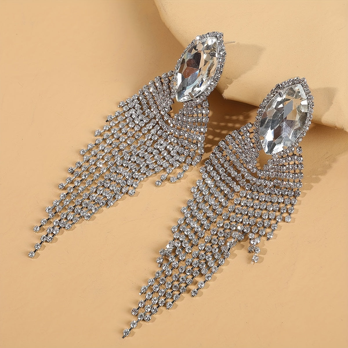 Long Tassel Inlaid With Sparkling Rhinestone Dangle Earrings Bohemian Elegant Temperament Zinc Alloy Glass Silver Plated Jewelry Wedding Party Engagement