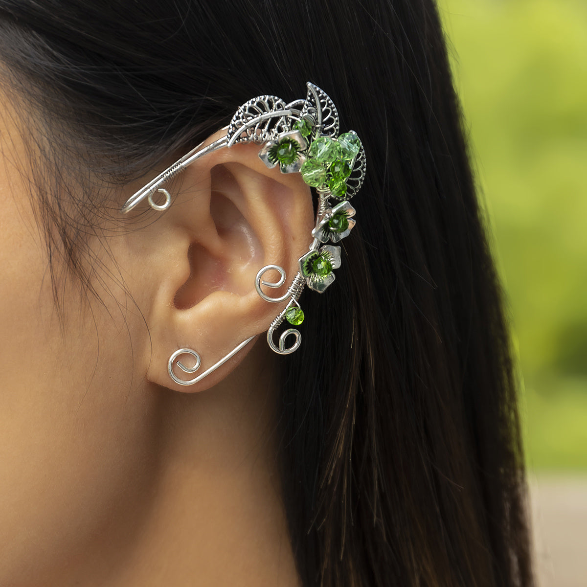 Delicate Vintage Flower Ear Cuff Earrings - A Perfect Gift for the Special Woman in Your Life