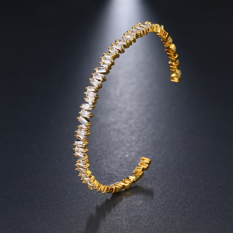 Gorgeous Gold Geometric Bracelet with Zircon - Perfect for Weddings & Engagements!