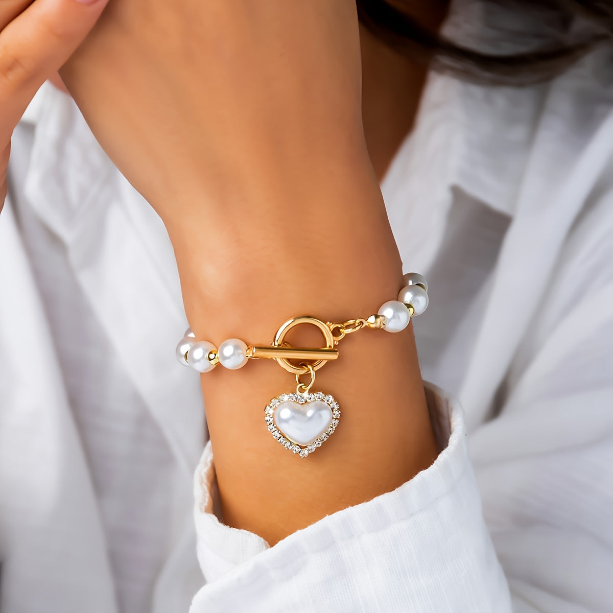 Elegant Heart-Shaped Beaded Bracelet with Faux Pearls and OT Buckle - Perfect Hand Jewelry Decor