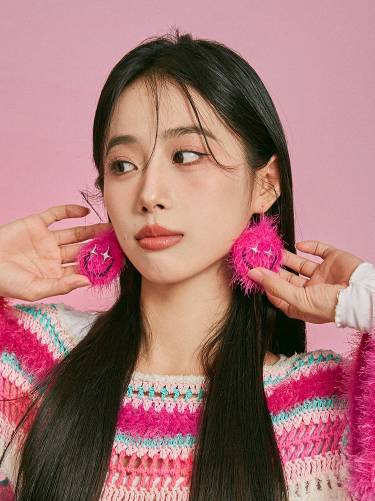 LB Hand Hook  "Smiling Face" Earrings "round Plush" Ear Clip LOJL95