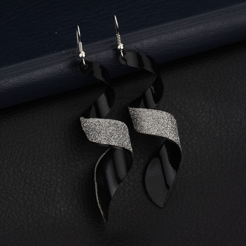 Get ready to dazzle with our Stylish Swivel Frosted Alloy Ladies Earrings - perfect for any party or banquet!