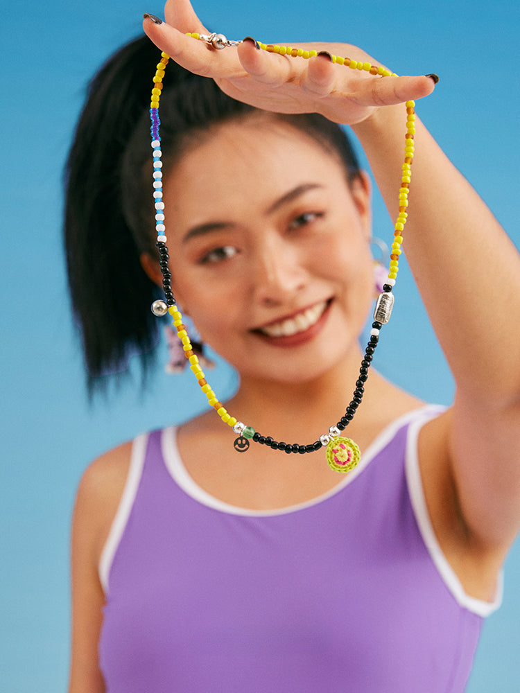 LB Hand-Crocheted 'Smiling Face' Pearl Necklace LOJL47