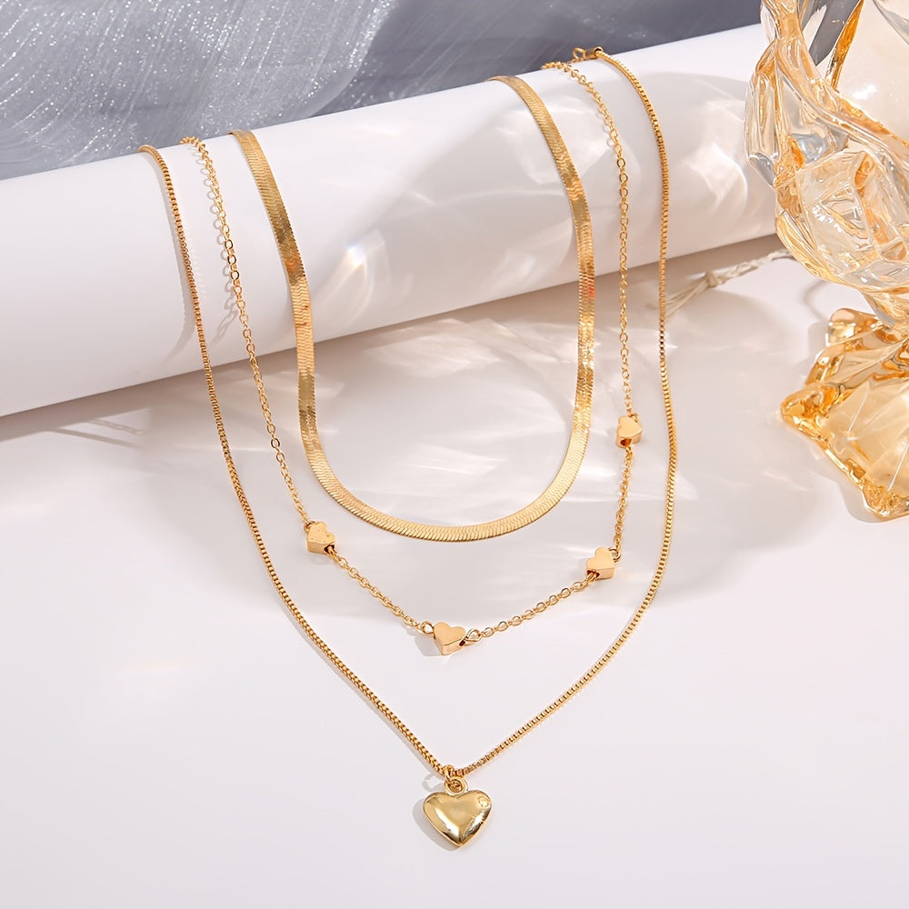 Get Ready to Fall in Love with our 3-Piece Heart Charm Stackable Necklace Set - Adjustable and Fashionable for Any Occasion