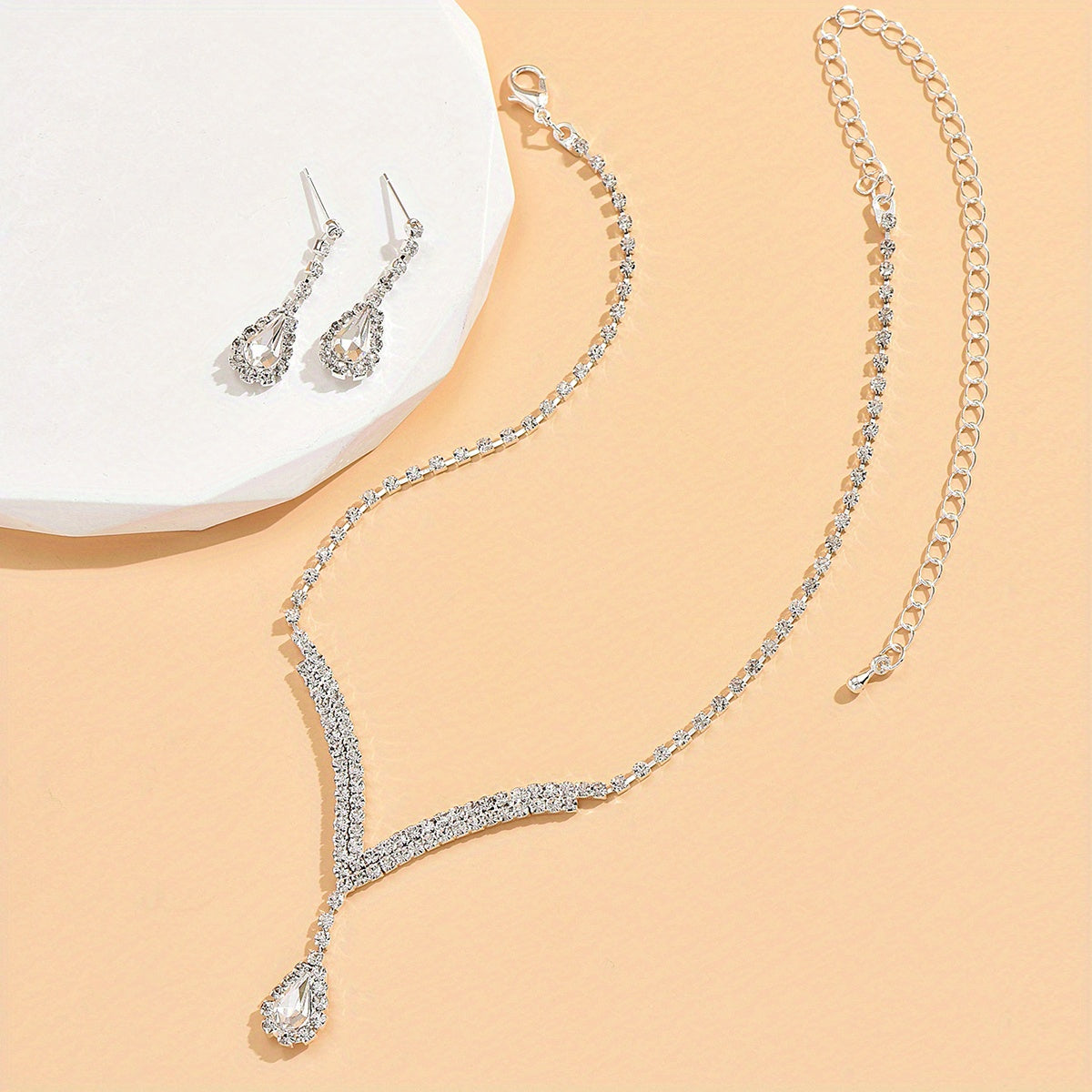 Elegant Water Drop Rhinestone Necklace and Earrings Set - Fine Jewelry for a Sophisticated Look