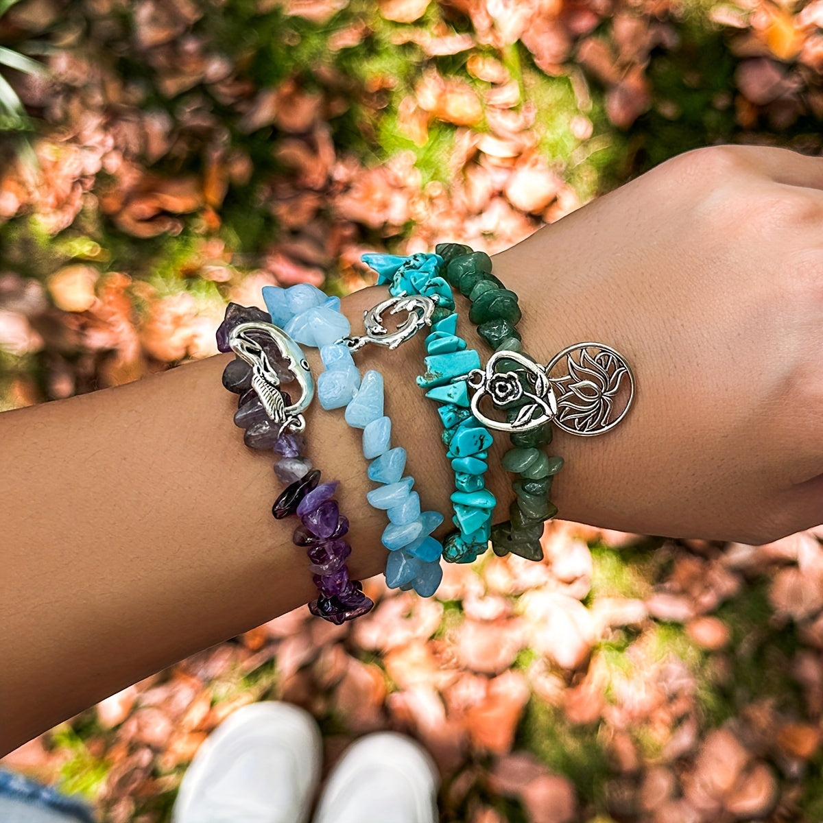 Vibrant Turquoise Beaded Bracelet - A Unique Ethnic Style Accessory