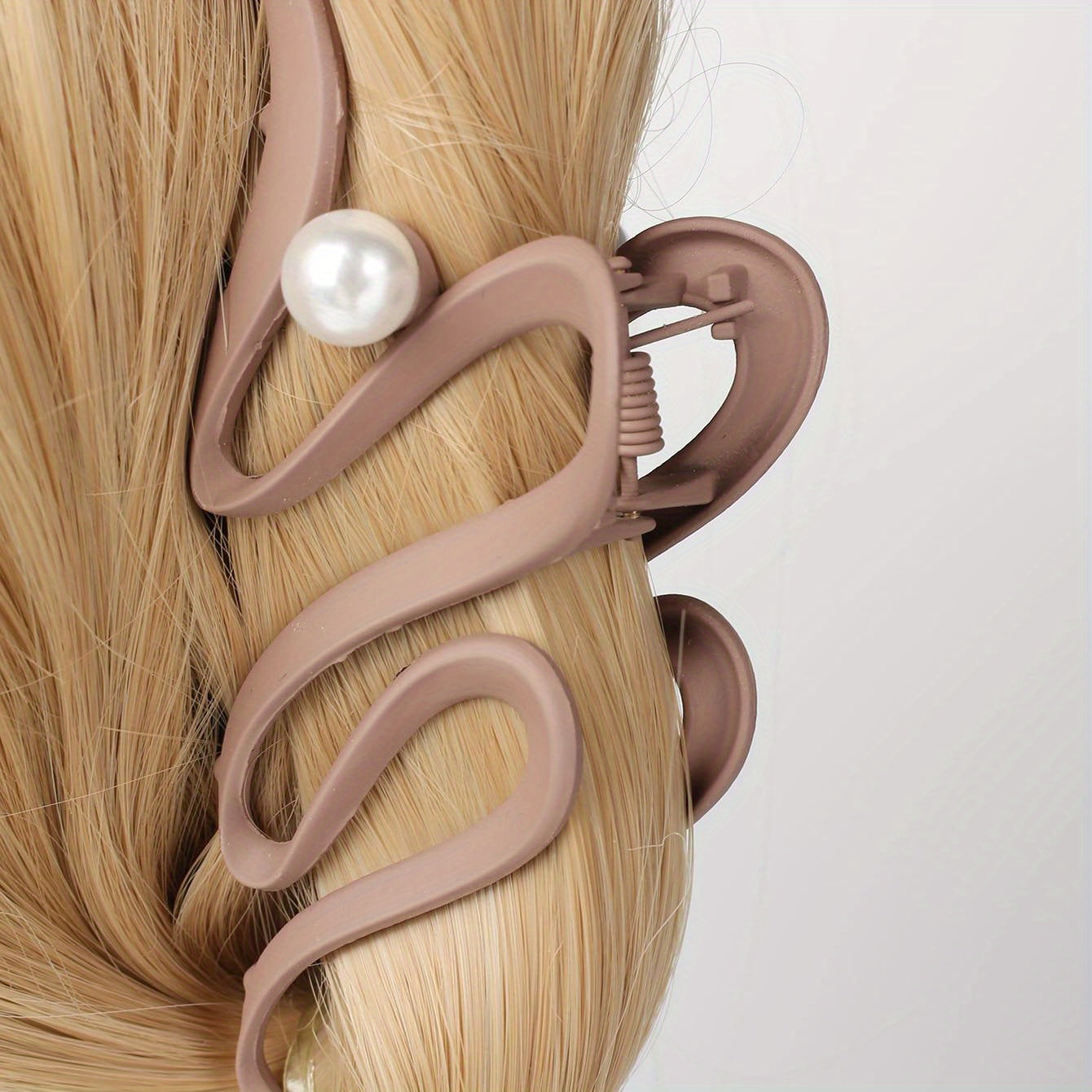 Get a Classy and Stylish Look with our Wavy Faux Pearl Hair Claw Clip - Non-Slip Strong Hold Grip for Thick Hair Accessories in Silvery Color