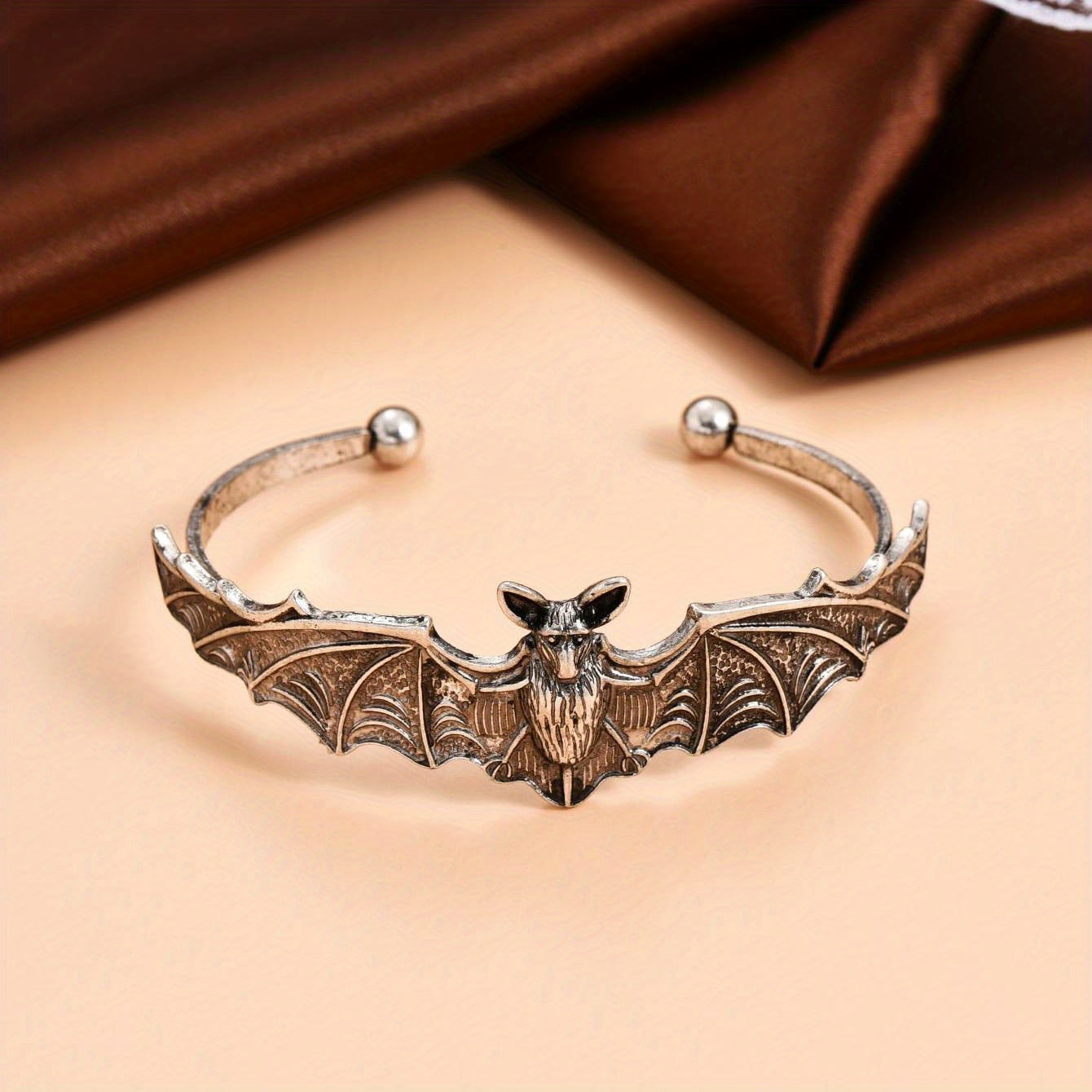 1pc Necklace / Bracelet Vintage Jewelry Set Trendy Bate Shape Double Layer Design Perfect Decor For Halloween Match Daily Outfits Party Accessories