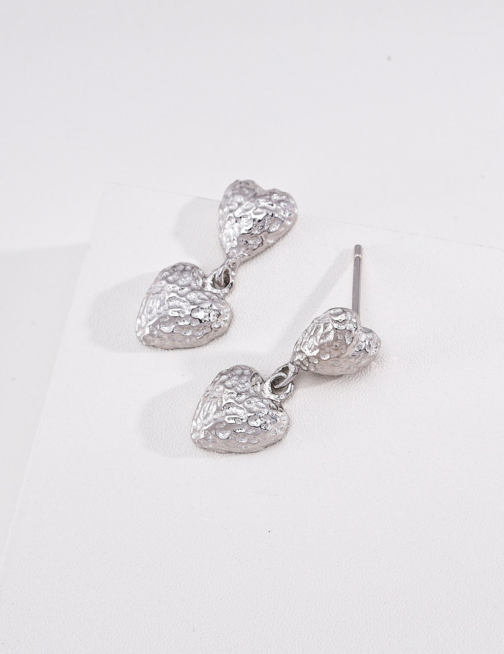 S925 Silver Vintage Matte Heart Stud Earrings LOJ06