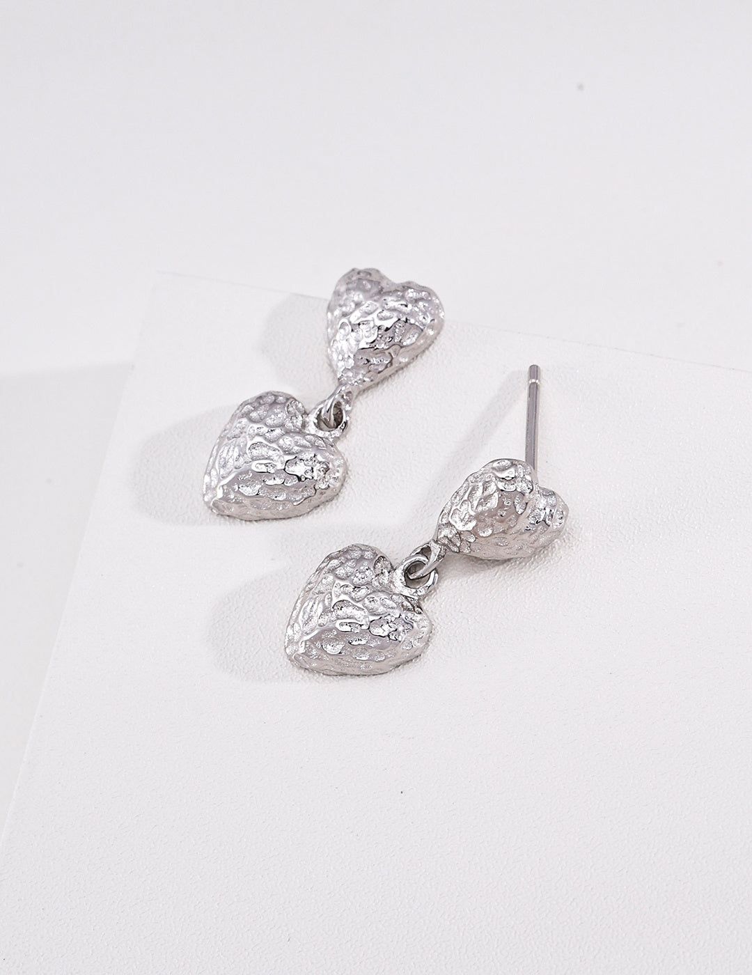 S925 Silver Vintage Matte Heart Stud Earrings LOJ06