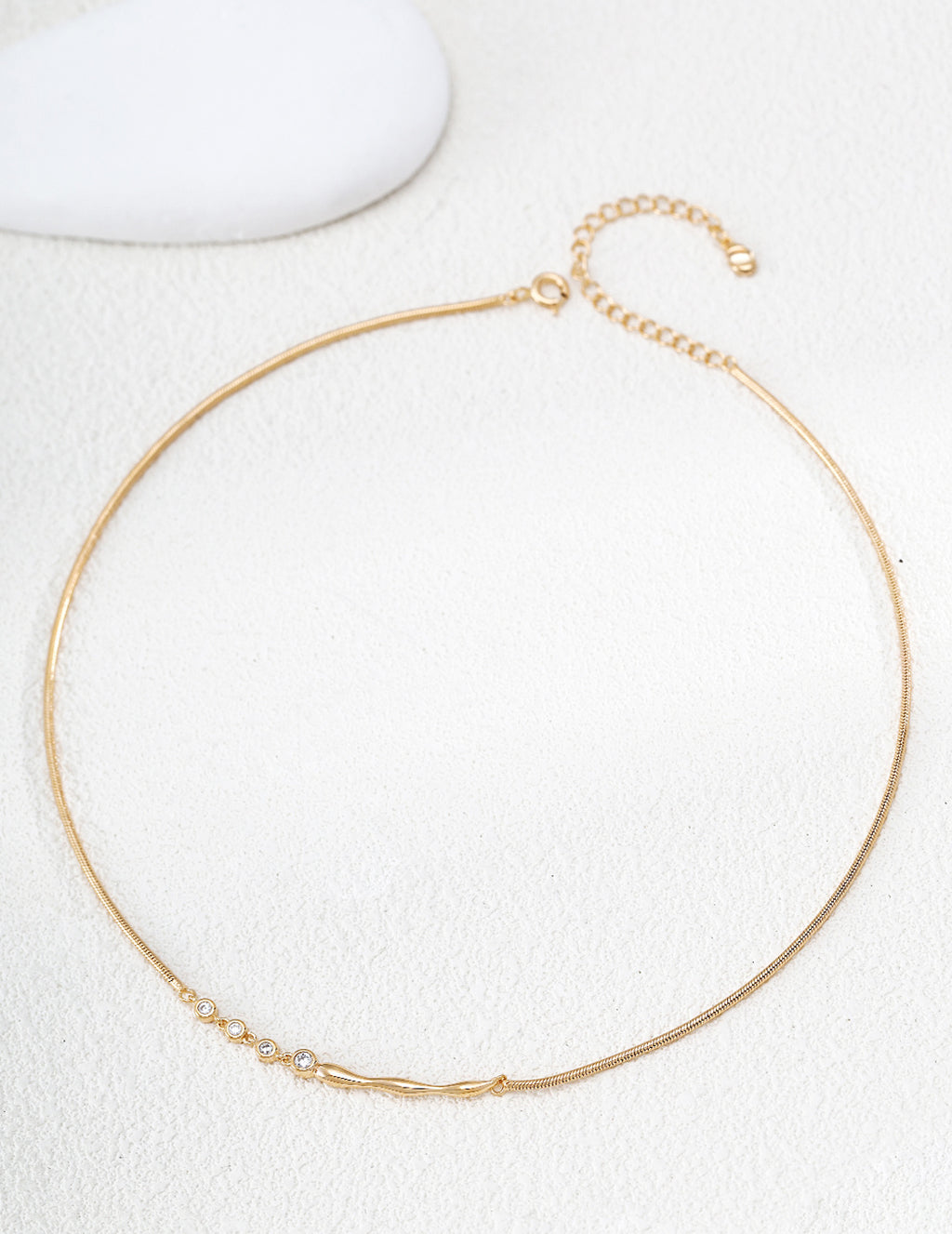 S925 Silver Pearl and Cubic Zirconia Necklace with Fluid Design LOJ11