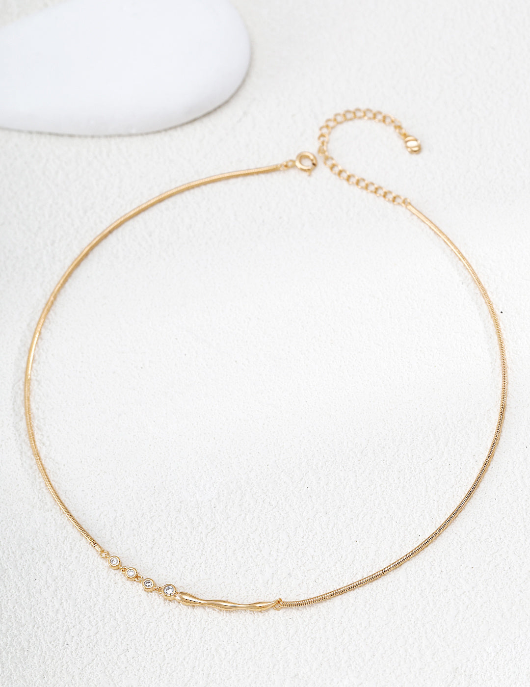 S925 Silver Pearl and Cubic Zirconia Necklace with Fluid Design LOJ11