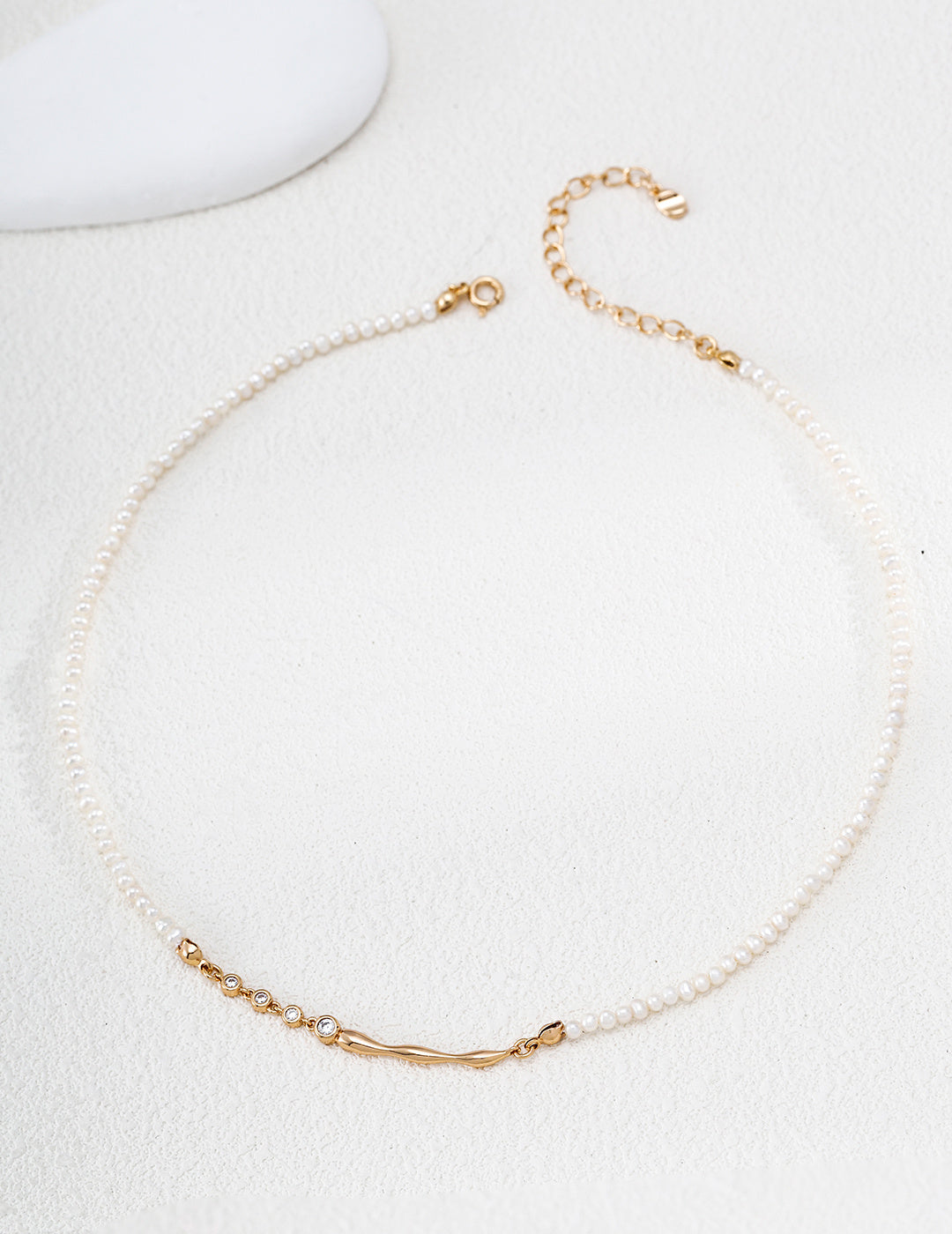 S925 Silver Pearl and Cubic Zirconia Necklace with Fluid Design LOJ11