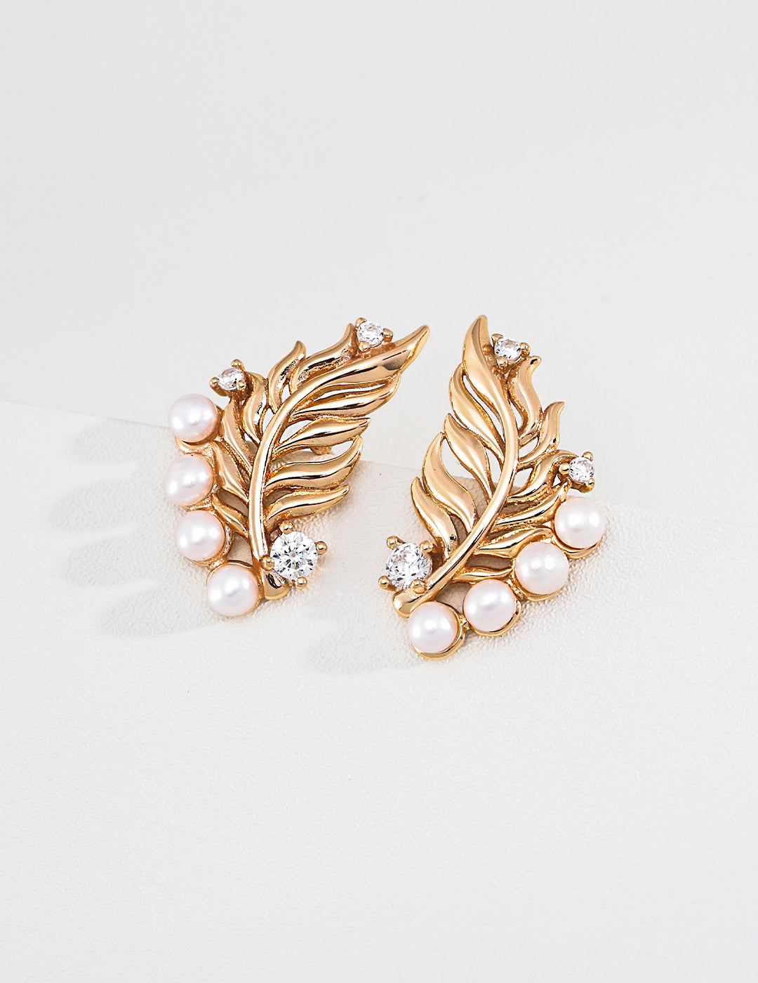 S925 Silver Vintage Zirconia Pearl Leaf Earrings LOJ17