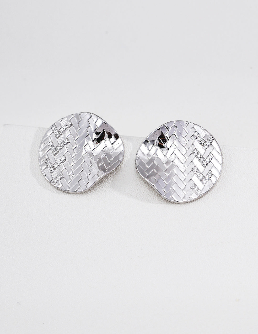 S925 Silver Woven Texture Zirconia Disc Stud Earrings LOJ19