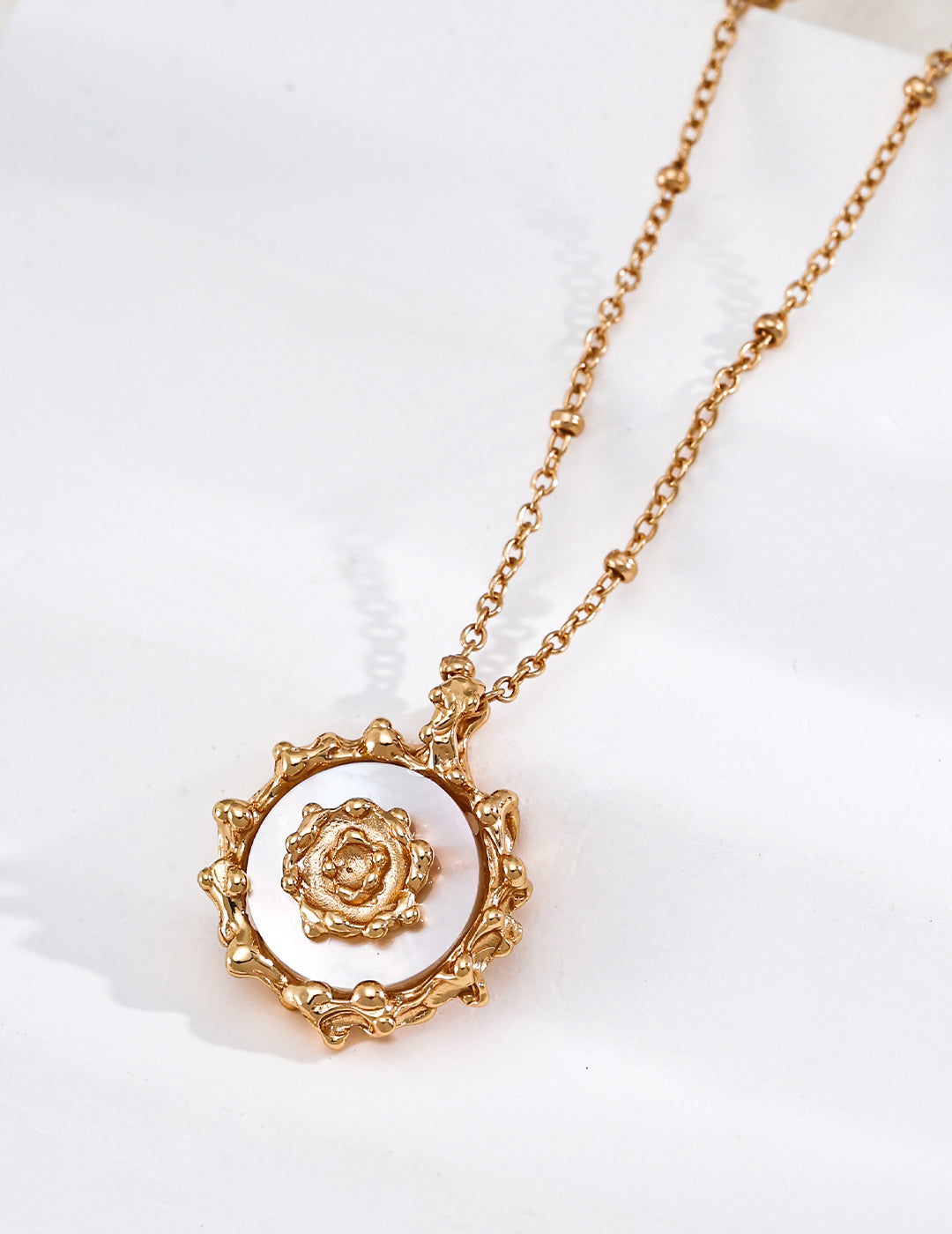 S925 Silver Natural Pearl & Mother-of-Pearl Sun Medallion Necklace LOJ26