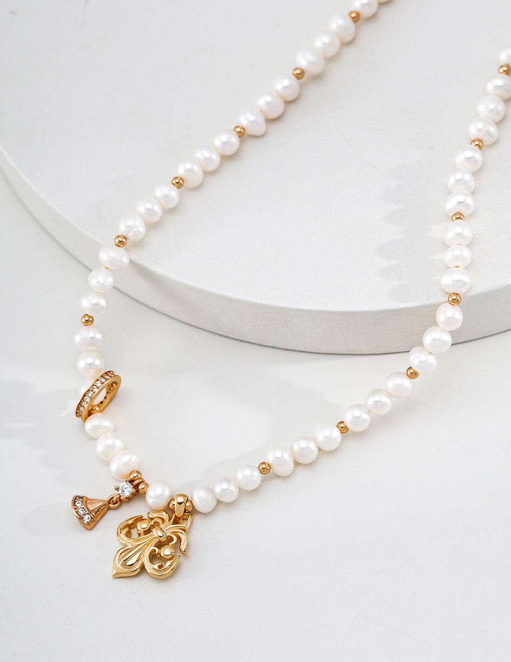 S925 Silver Natural Pearl Necklace with Fleur-de-Lis & CZ Bow Charms LOJ33