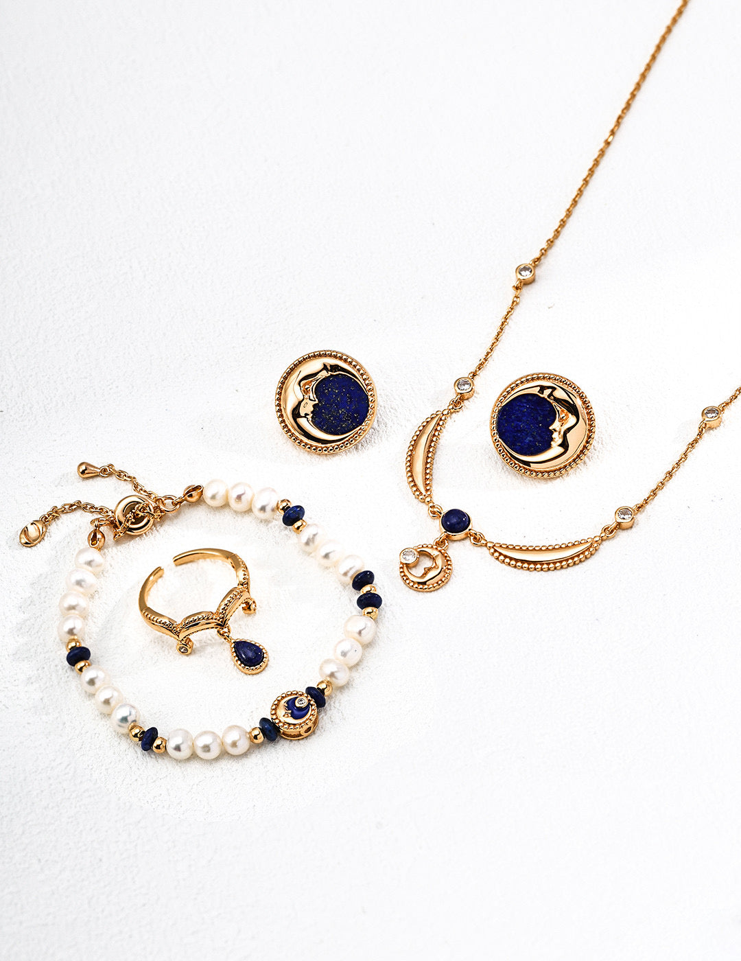 S925 Silver Vintage Lapis Lazuli Crescent Moon Medallion Stud Earrings LOJ34