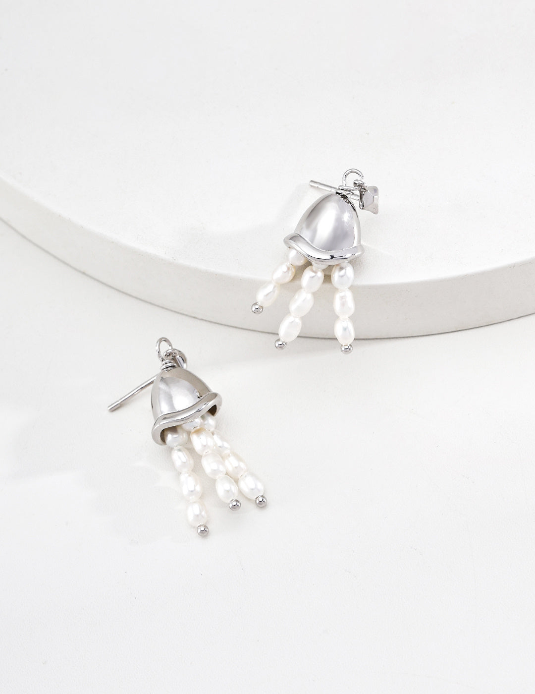 S925 Silver Jellyfish Pearl Tassel Drop Earrings LOJ35
