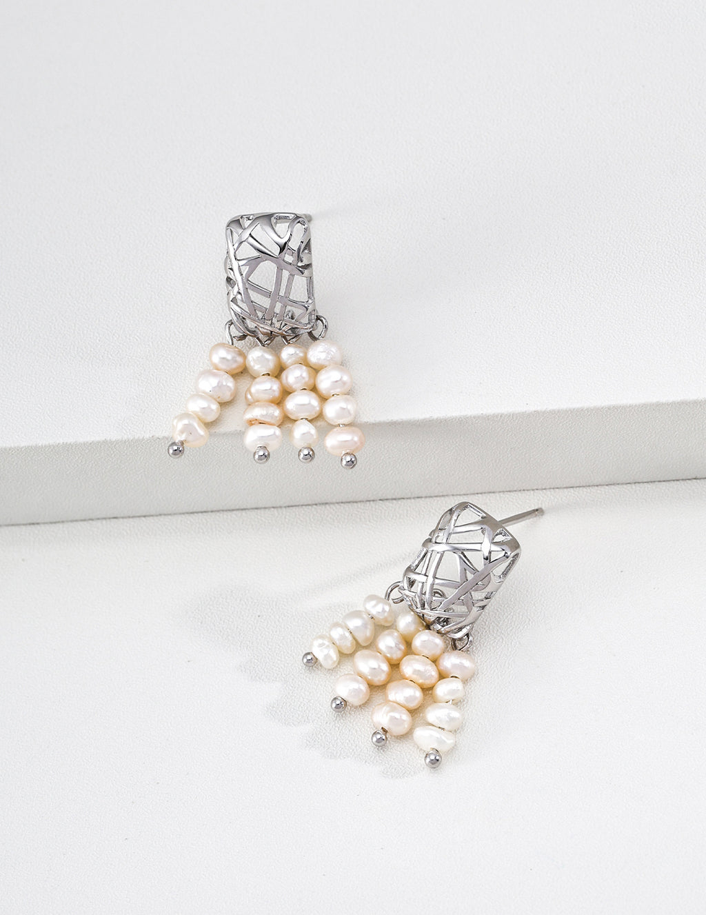 S925 Silver Woven Cage & Pearl Tassel Drop Earrings LOJ50