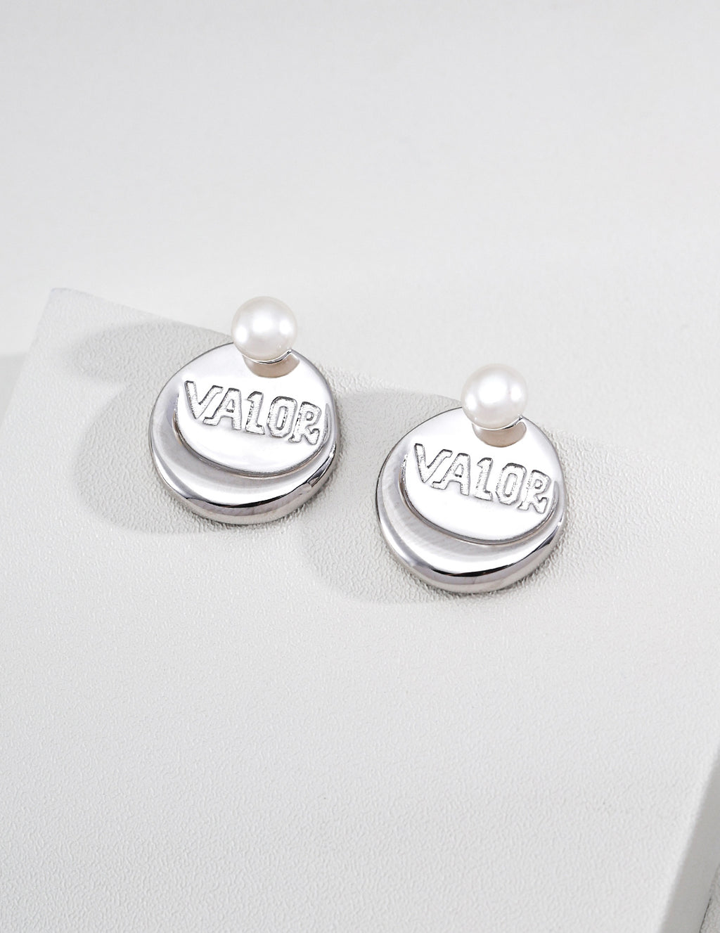 S925 Silver Pearl & "VALOR" Stacked Disc Stud Earrings LOJ61