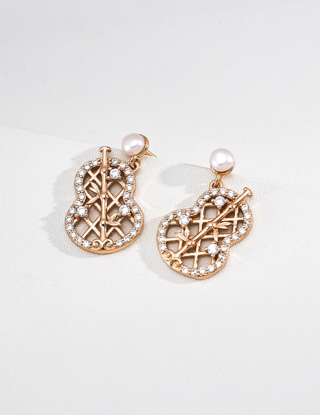 S925 Silver Vintage Pipa Lute Filigree CZ Pearl Drop Earrings — Fortune's Song LOJ75
