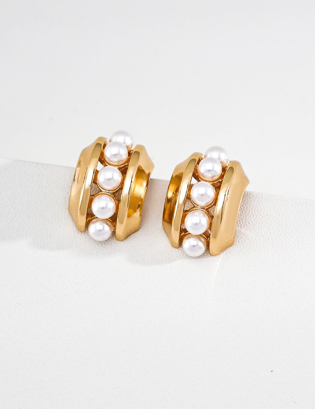 S925 Silver Pearl Inlay Wide Huggie Earrings | Vintage Gold & Platinum LOJ103