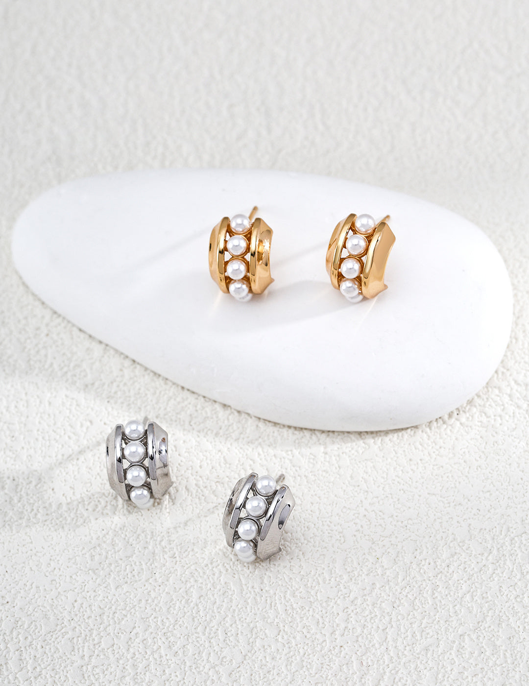 S925 Silver Pearl Inlay Wide Huggie Earrings | Vintage Gold & Platinum LOJ103