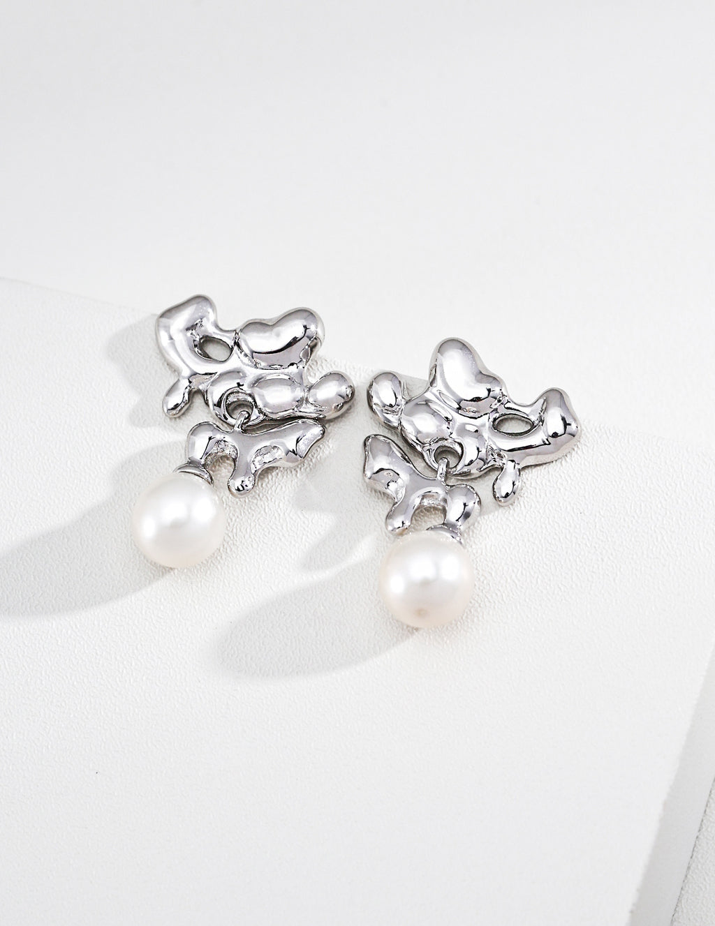 S925 Silver Fluid Lava & Natural Pearl Drop Sculptural Earrings | Vintage Gold & Platinum LOJ151