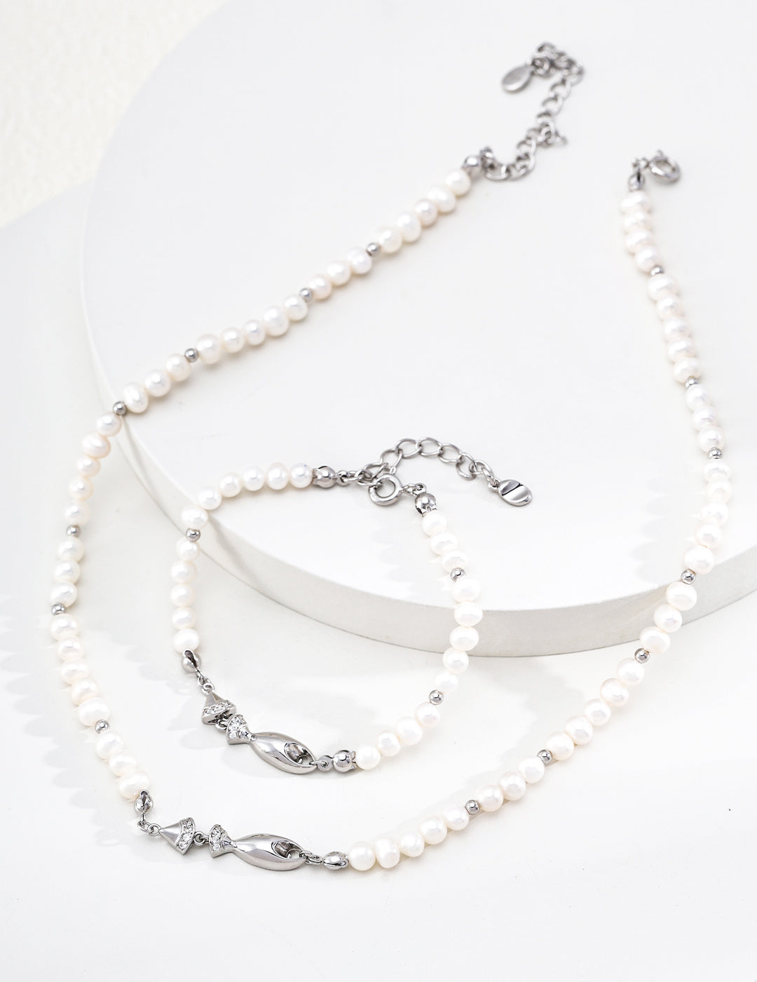 S925 Silver Natural Pearl & CZ Satellite Bracelet with Marquise Center | Vintage Gold & Platinum LOJ161
