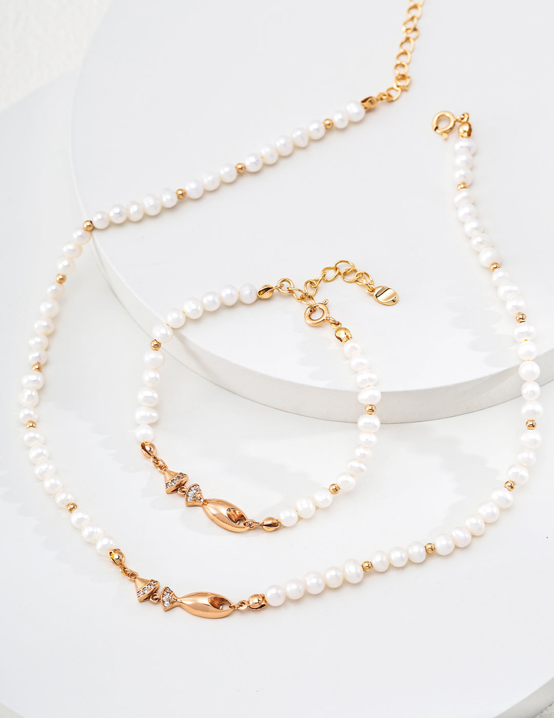 S925 Silver Natural Pearl & CZ Satellite Bracelet with Marquise Center | Vintage Gold & Platinum LOJ161