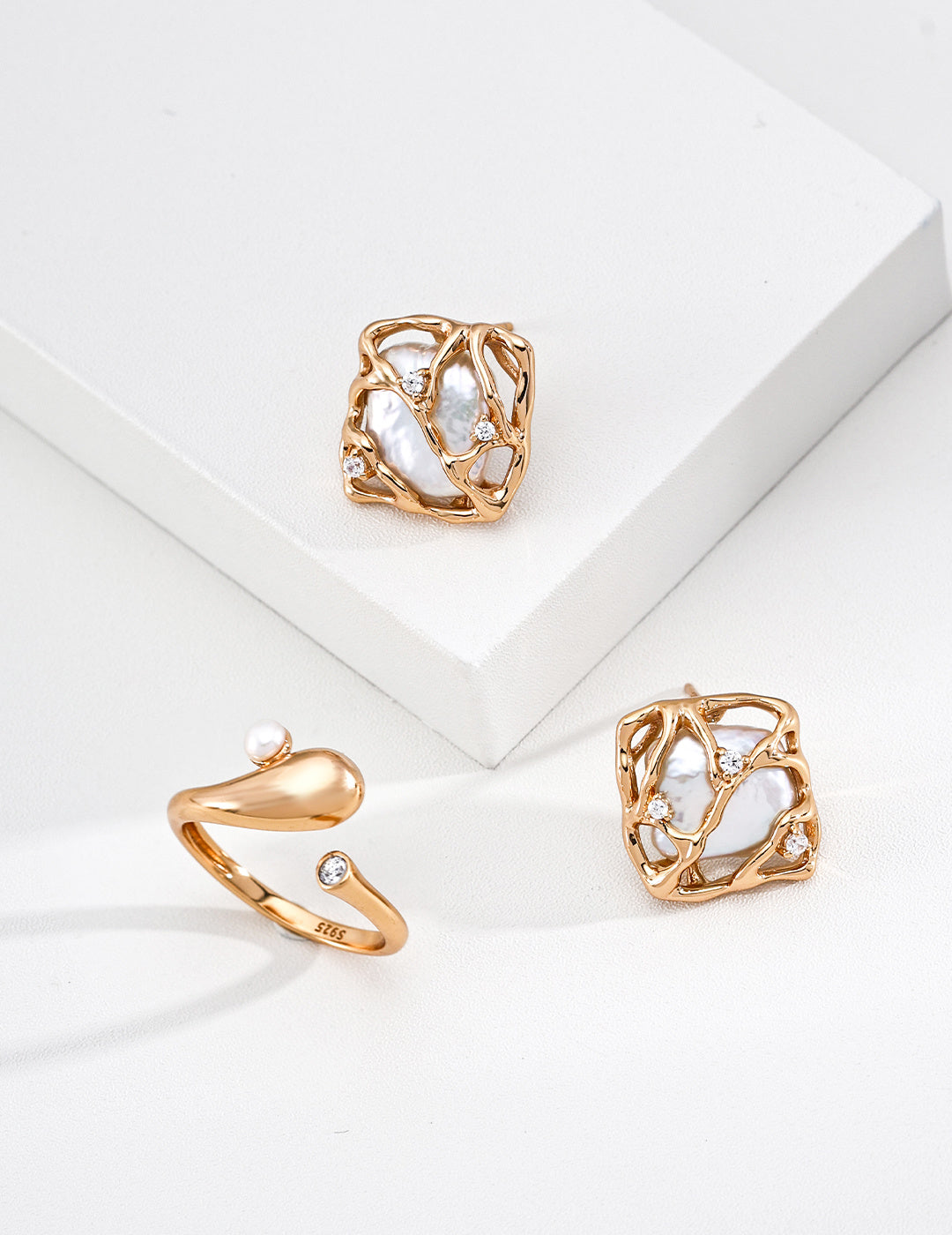S925 Silver Raindrop Pearl & CZ Asymmetric Open Ring | Vintage Gold & Platinum LOJ121