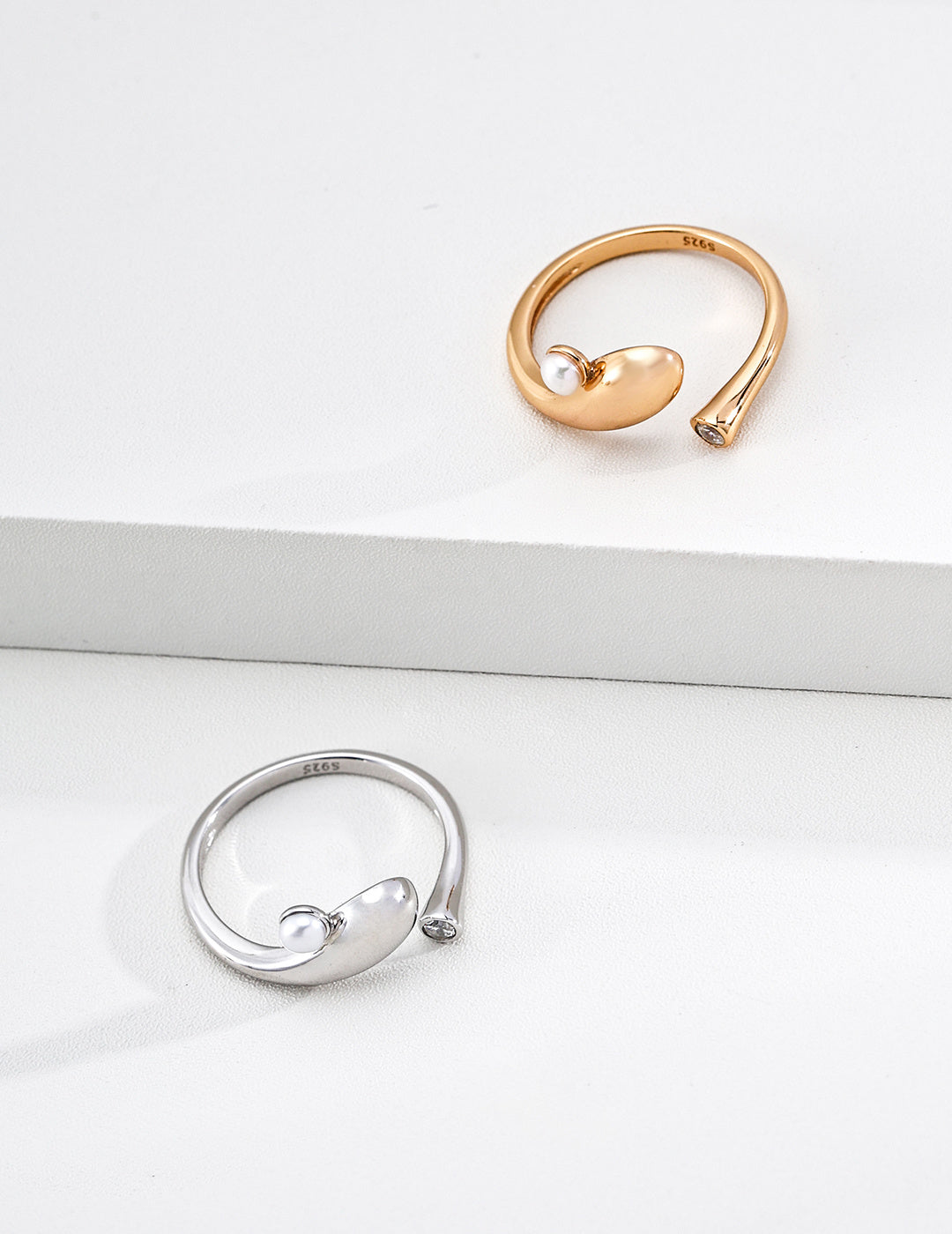 S925 Silver Raindrop Pearl & CZ Asymmetric Open Ring | Vintage Gold & Platinum LOJ121