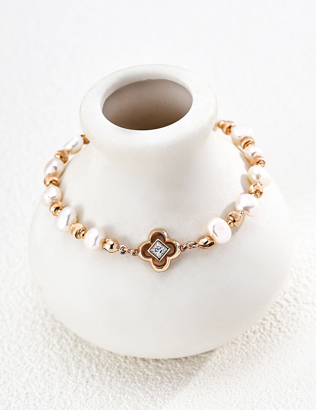 S925 Silver Natural Baroque Pearl & CZ Clover Charm Bracelet | Vintage Gold LOJ106