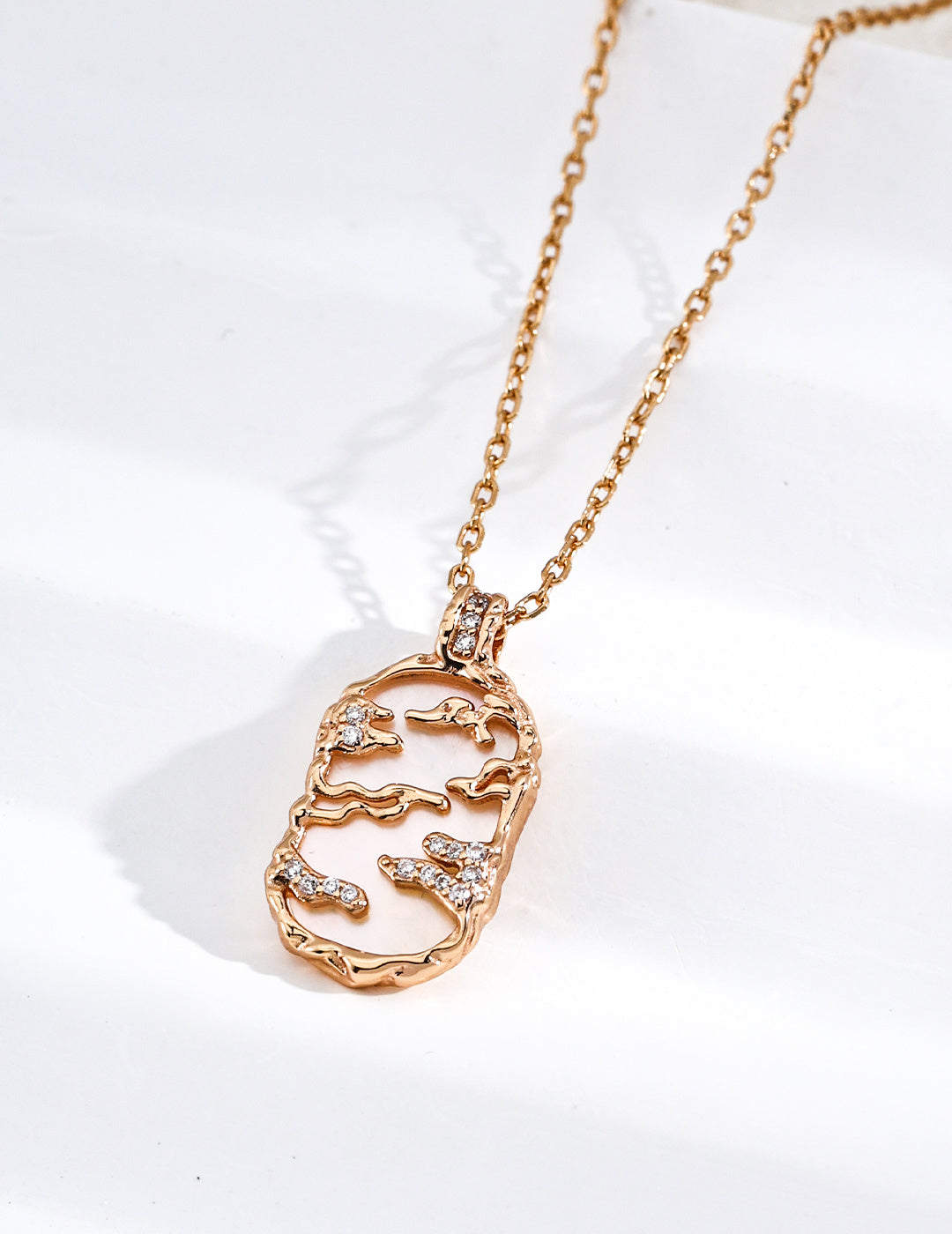 S925 Silver Fuyao Series Necklace | Lapis Lazuli & Mother of Pearl CZ Cloud Pendant LOJ111