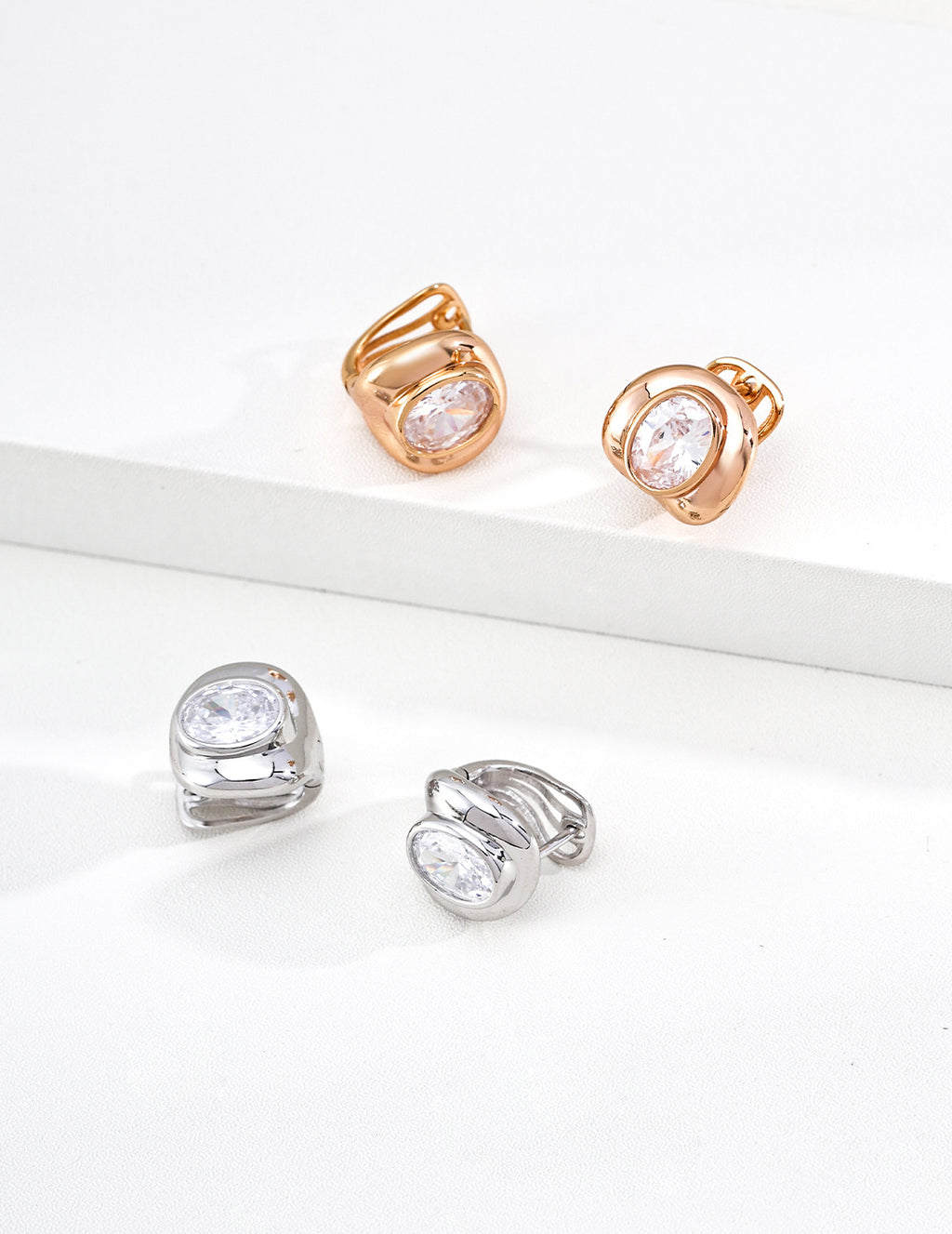 S925 Silver CZ Huggie Earrings | Vintage Gold Minimalist LOJ90