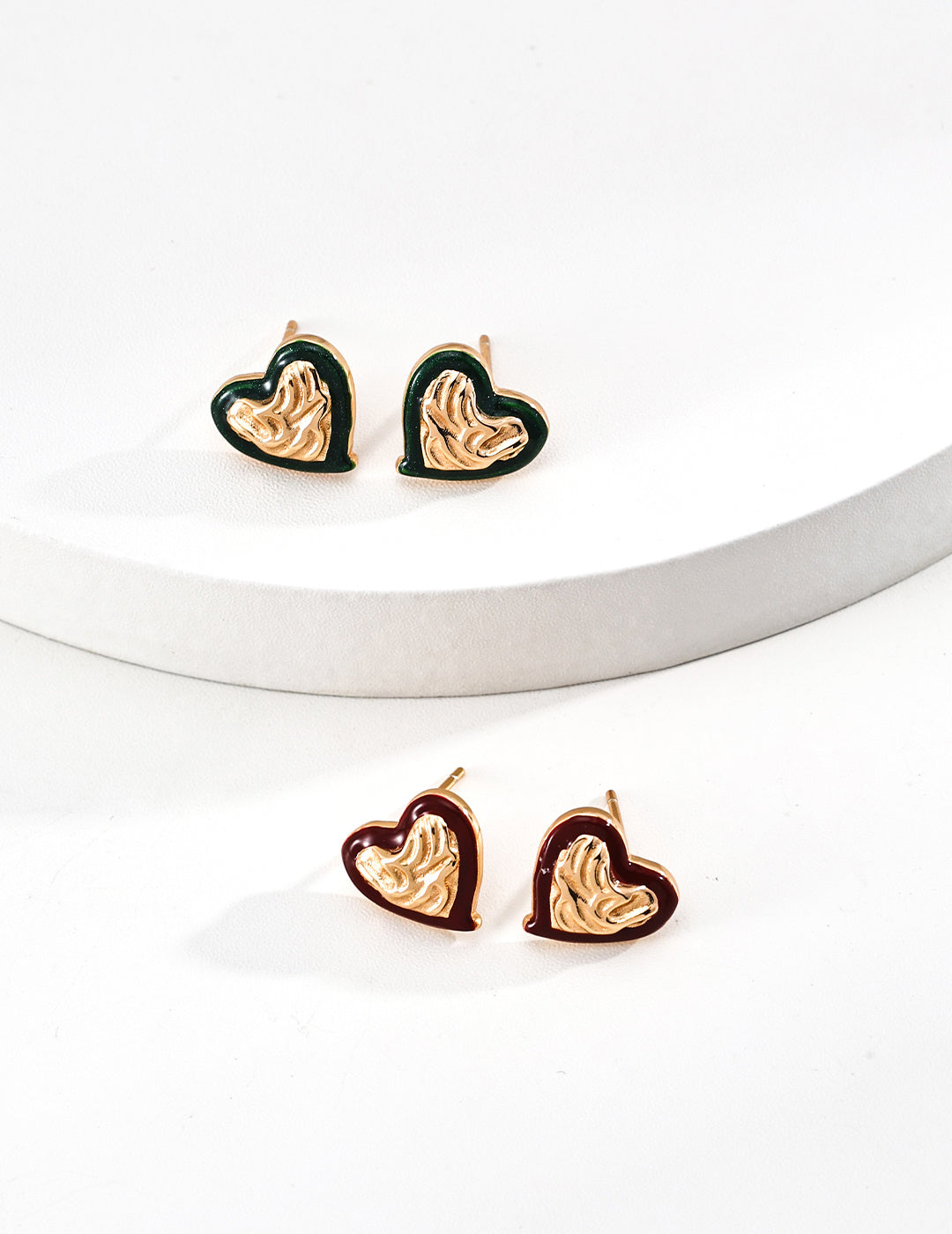 S925 Silver Xin Rui Series Heart Enamel Stud Earrings | Forest Green & Burgundy | Vintage Gold LOJ165