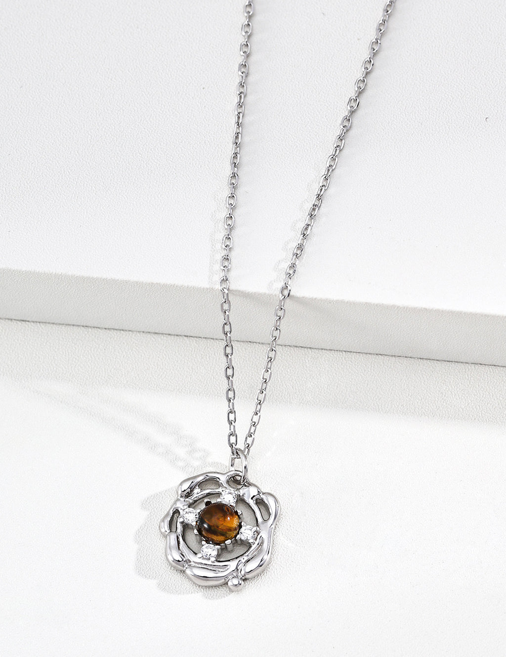S925 Silver Blooming Rose Lapis Lazuli & Tiger's Eye CZ Pendant Necklace | Vintage Gold & Platinum LOJ145