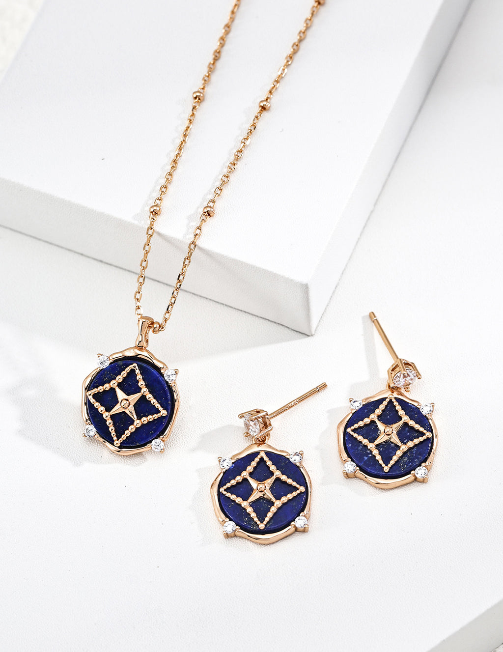 S925 Silver Lapis Lazuli & Mother of Pearl Star Coin Pendant Necklace | Vintage Gold LOJ95