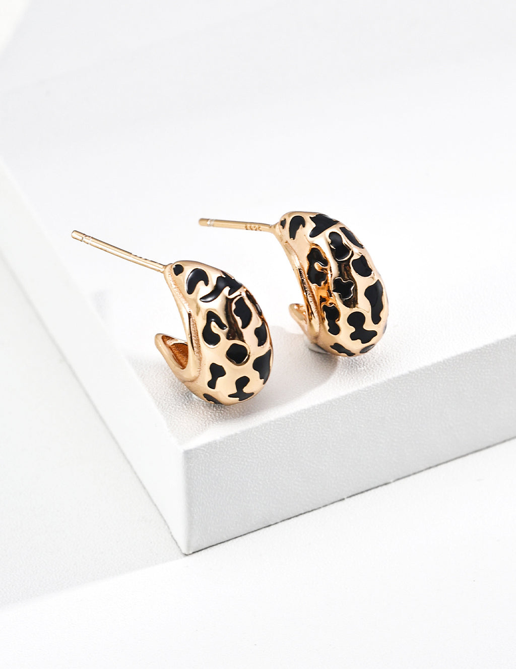 S925 Silver Leopard Enamel Chunky C-Hoop Earrings | Vintage Gold LOJ144