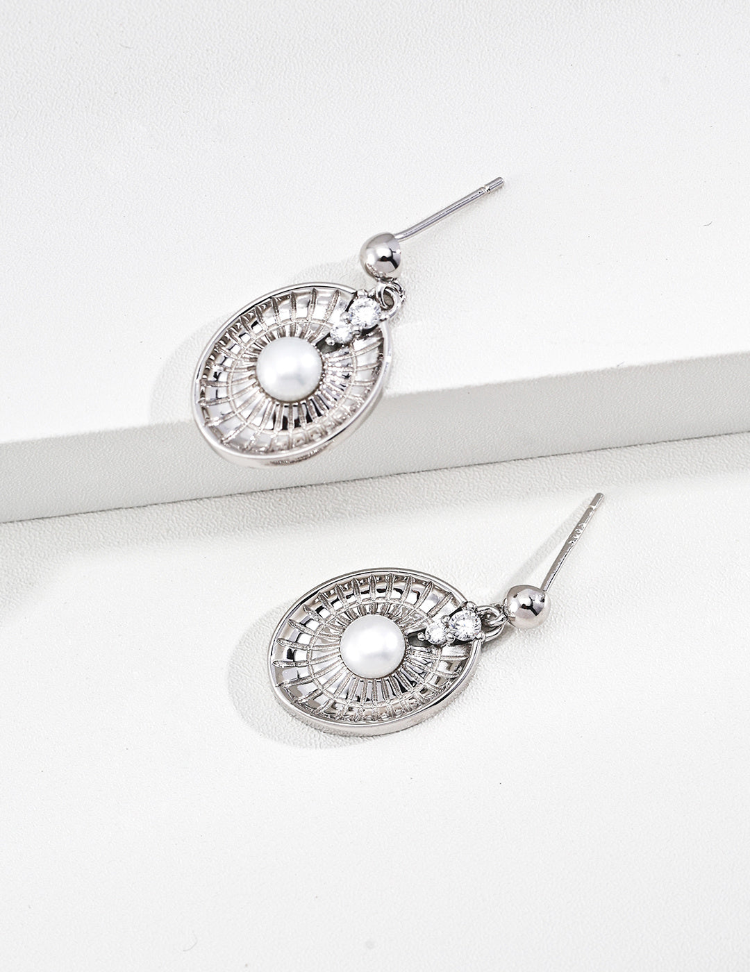 S925 Silver Lucky Compass Pearl & CZ Radial Drop Earrings | Vintage Gold & Platinum White LOJ167