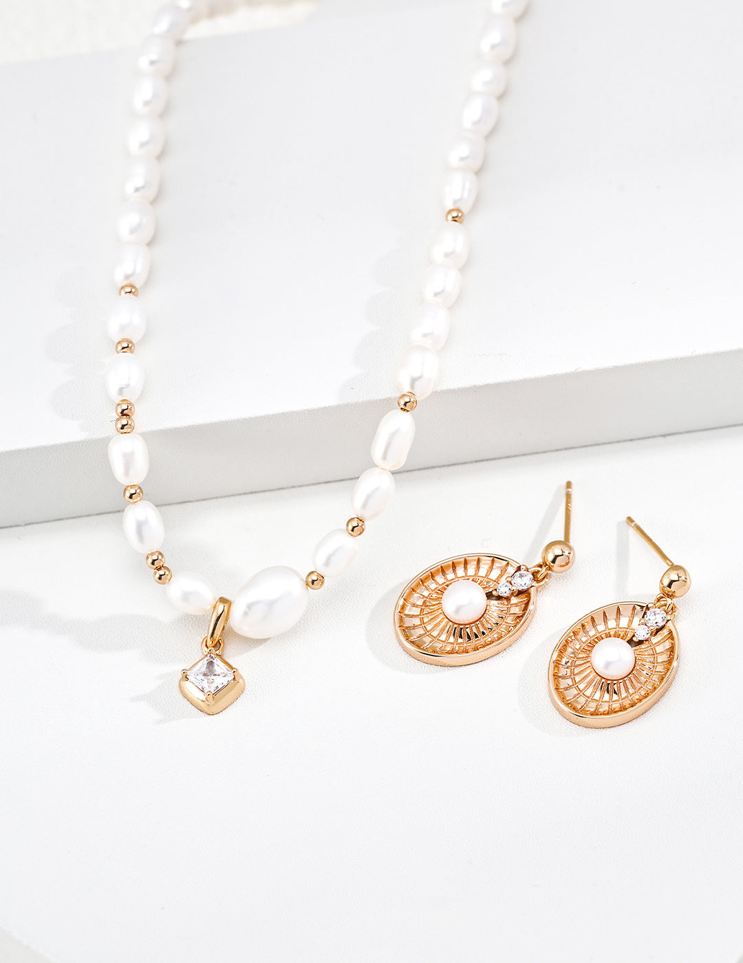 S925 Silver Lucky Compass Pearl & CZ Radial Drop Earrings | Vintage Gold & Platinum White LOJ167