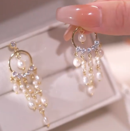 Temperament Baroque Pearl Earrings