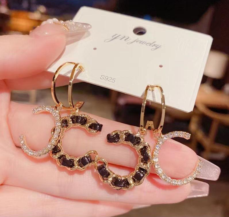 14K Gold Layer Letter C Shaped Chain Earrings Studs for Women